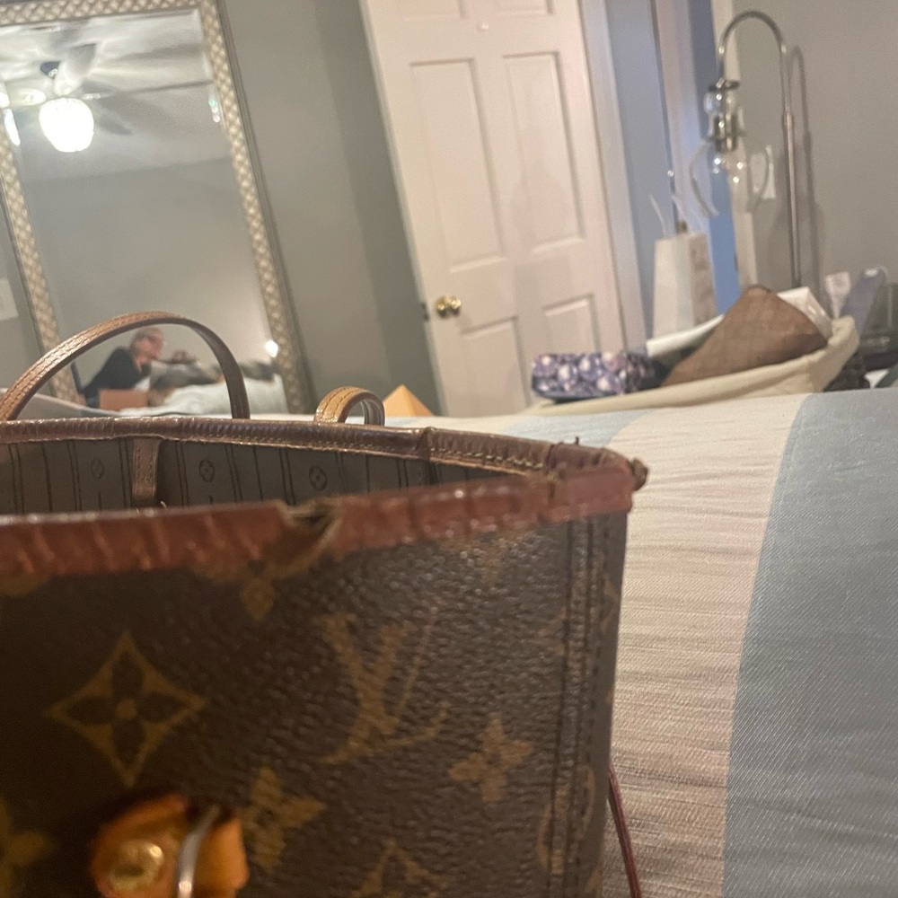Louis Vuitton Neverful MM - Picture 2 of 8